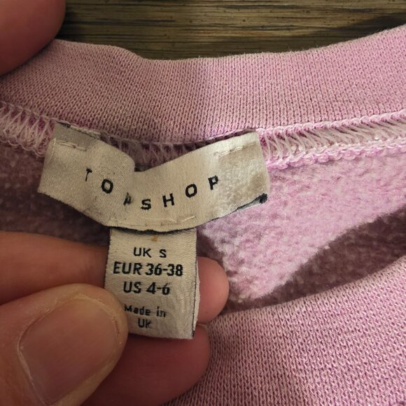 Topshop Graphic Sweatshirt with lion Purple Small- some discoloration - Picture 10 of 13